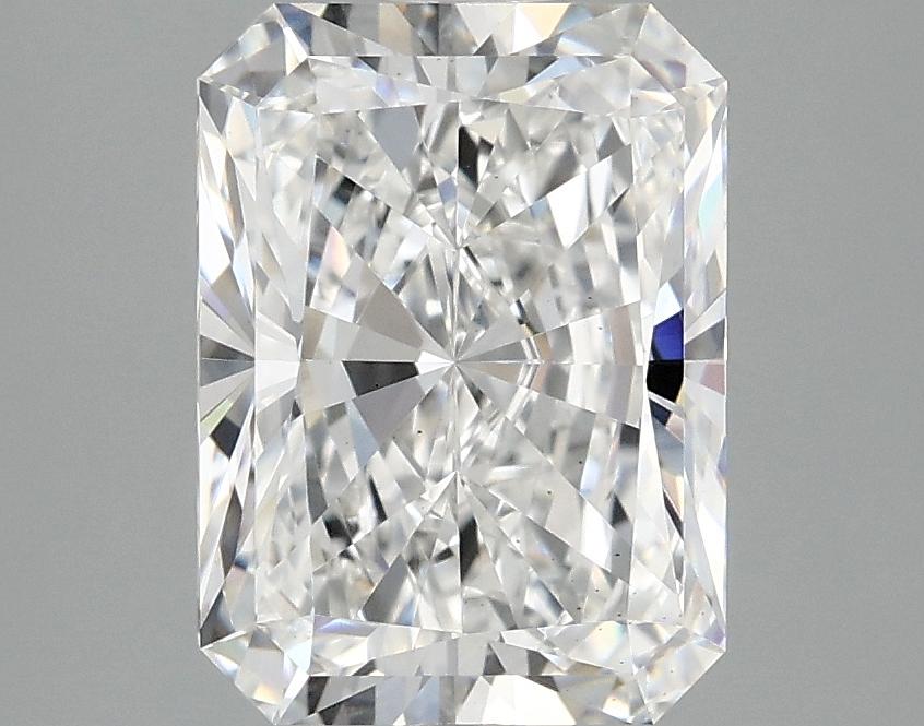 3.09 Carat Radiant Shaped Excellent Cut VS2 IGI Certified Lab Grown Diamond