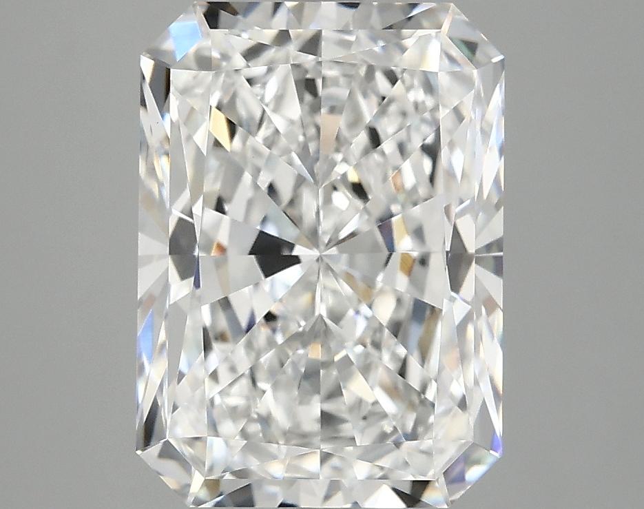 4.01 Carat Radiant Shaped Excellent Cut VVS2 IGI Certified Lab Grown Diamond