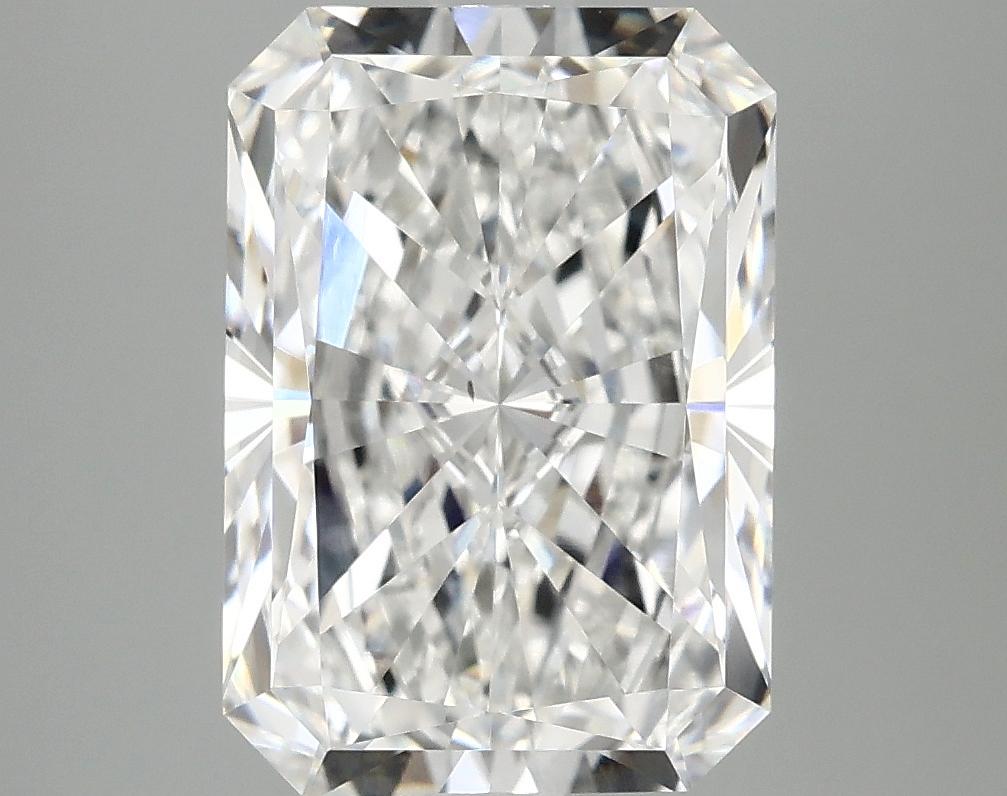 4.0 Carat Radiant Shaped Ideal Cut VS2 IGI Certified Lab Grown Diamond