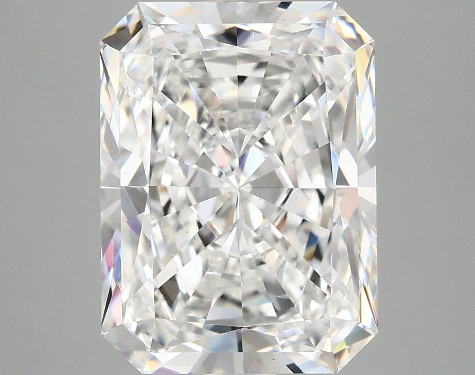 3.98 Carat Radiant Shaped Excellent Cut VS1 IGI Certified Lab Grown Diamond