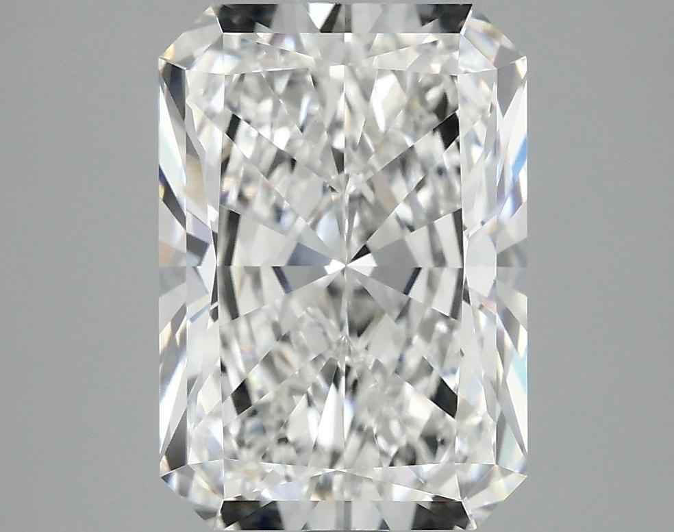 4.07 Carat Radiant Shaped Ideal Cut VVS2 IGI Certified Lab Grown Diamond