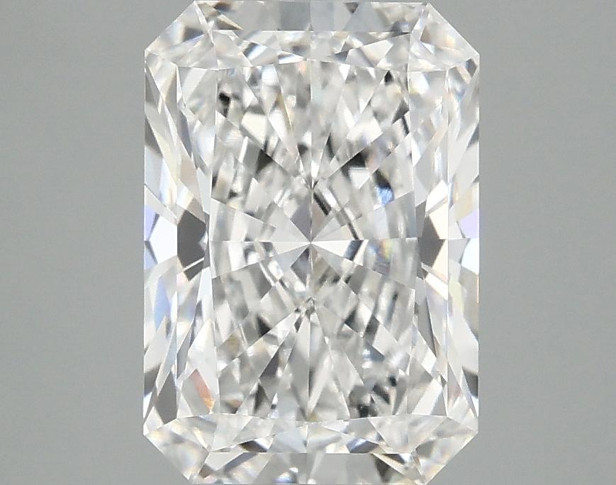 2.99 Carat Radiant Shaped Ideal Cut VVS2 IGI Certified Lab Grown Diamond