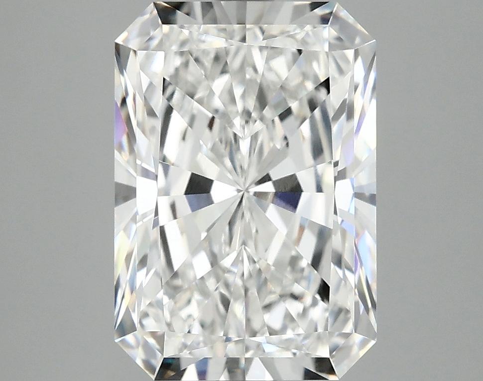 4.1 Carat Radiant Shaped Ideal Cut VVS2 IGI Certified Lab Grown Diamond
