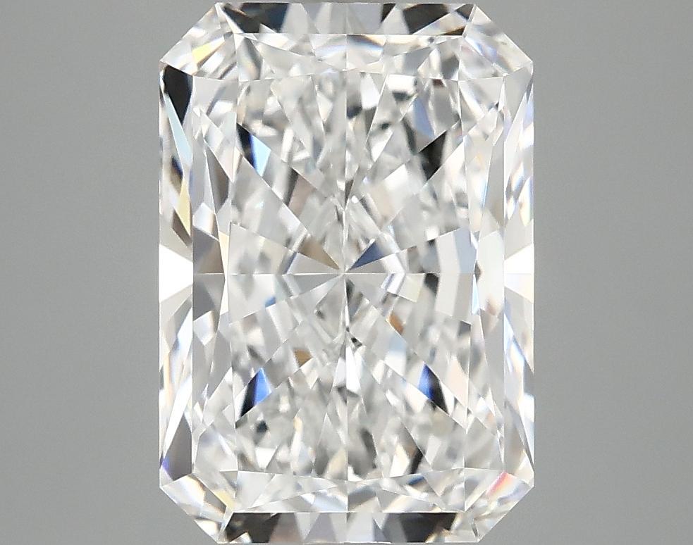 3.92 Carat Radiant Shaped Ideal Cut VVS2 IGI Certified Lab Grown Diamond