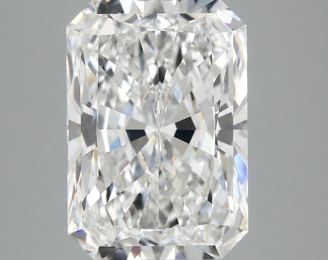 3.93 Carat Radiant Shaped Ideal Cut VS1 IGI Certified Lab Grown Diamond