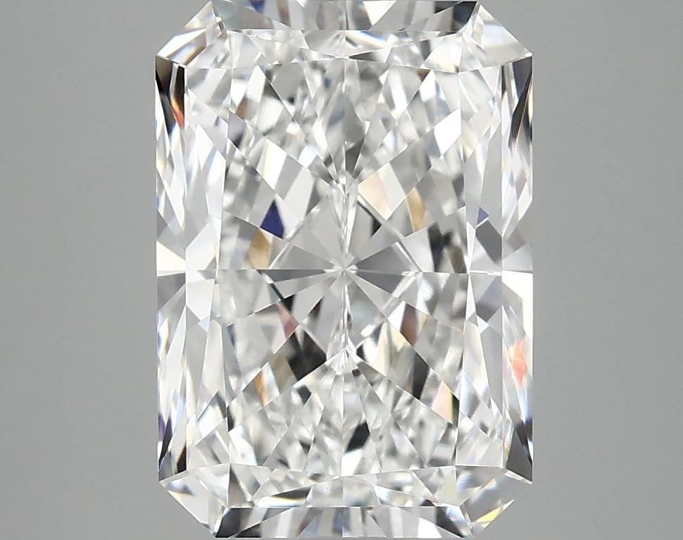 4.0 Carat Radiant Shaped Ideal Cut VVS2 IGI Certified Lab Grown Diamond
