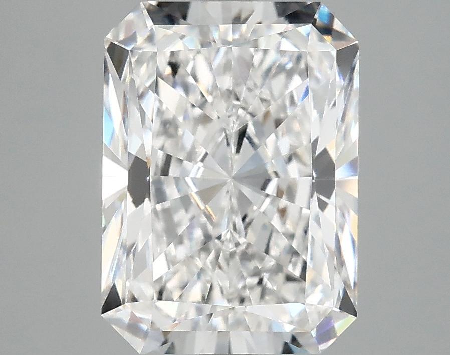 4.04 Carat Radiant Shaped Excellent Cut VVS2 IGI Certified Lab Grown Diamond