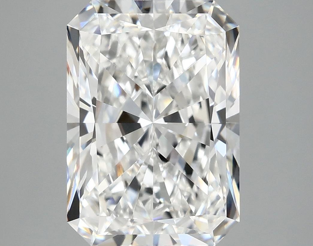 4.9 Carat Radiant Shaped Ideal Cut VVS2 IGI Certified Lab Grown Diamond