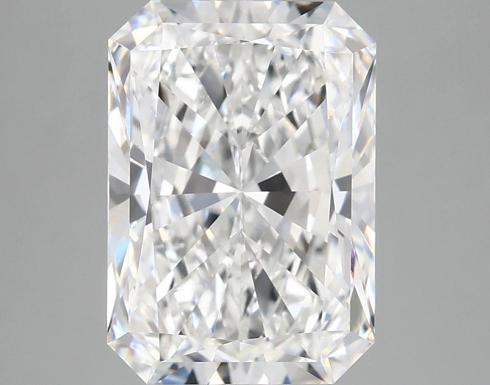 3.93 Carat Radiant Shaped Ideal Cut VVS2 IGI Certified Lab Grown Diamond