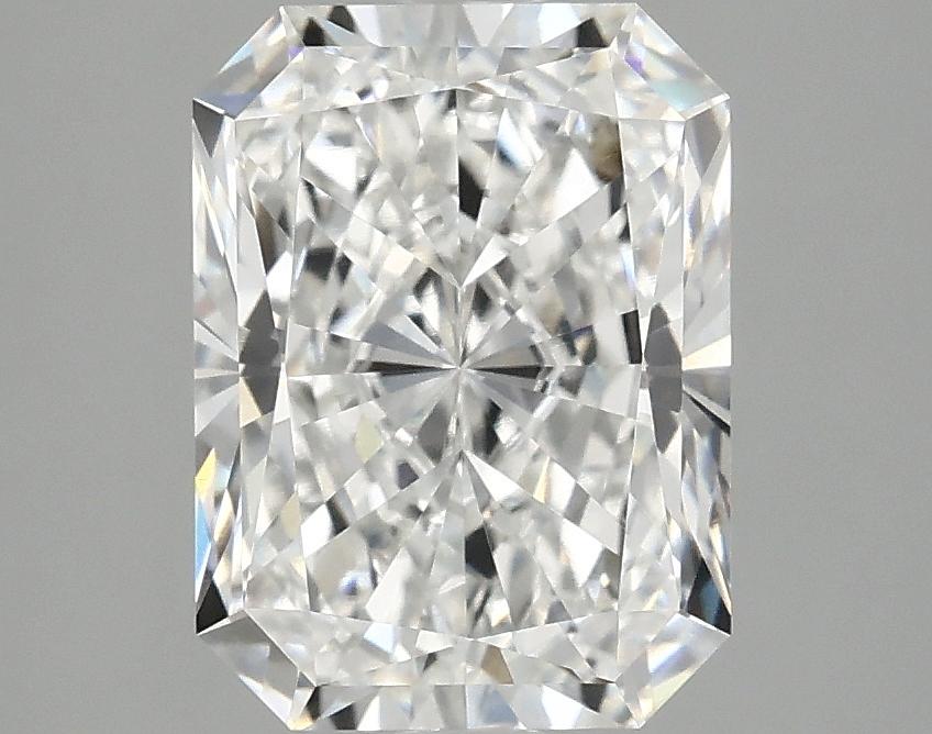 3.0 Carat Radiant Shaped Excellent Cut VVS2 IGI Certified Lab Grown Diamond