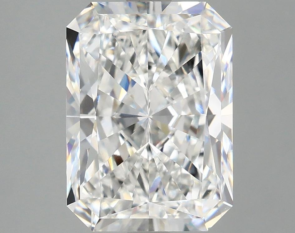 4.01 Carat Radiant Shaped Excellent Cut VVS2 IGI Certified Lab Grown Diamond