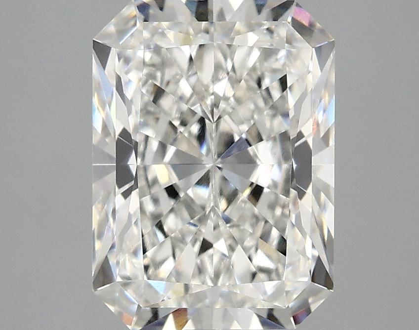 3.09 Carat Radiant Shaped Excellent Cut VVS2 IGI Certified Lab Grown Diamond