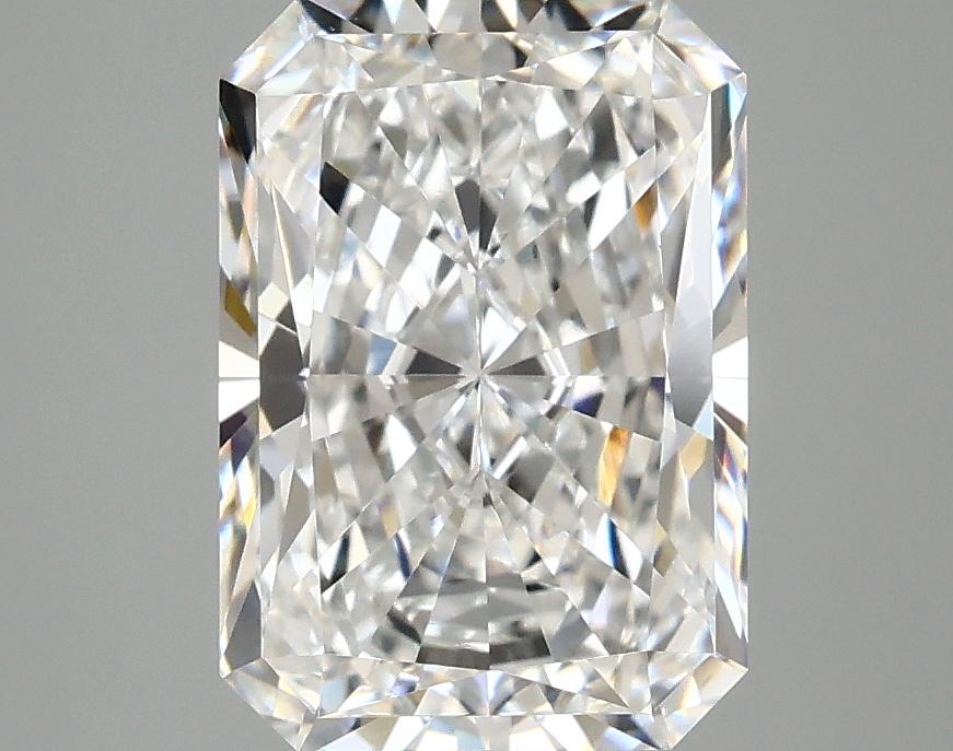 3.07 Carat Radiant Shaped Ideal Cut VVS2 IGI Certified Lab Grown Diamond