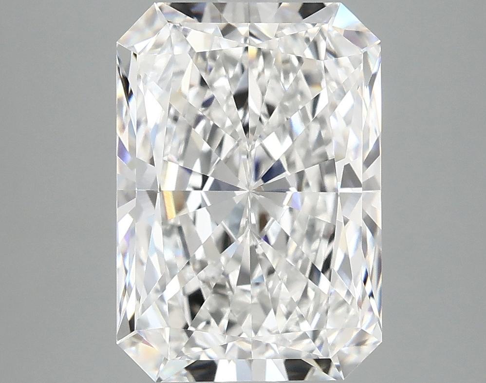 4.02 Carat Radiant Shaped Ideal Cut VVS2 IGI Certified Lab Grown Diamond