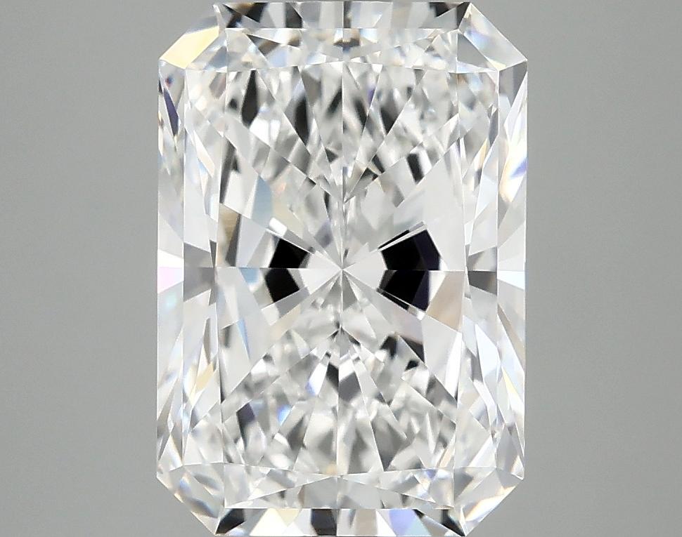 3.95 Carat Radiant Shaped Ideal Cut VVS2 IGI Certified Lab Grown Diamond
