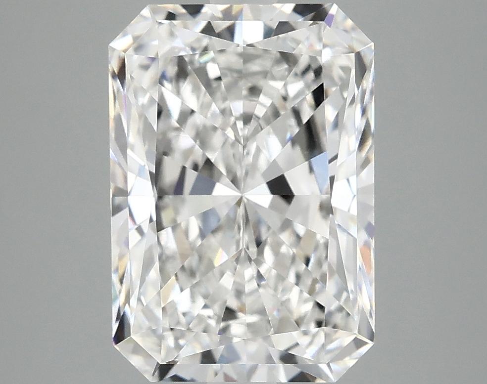 4.12 Carat Radiant Shaped Ideal Cut VVS2 IGI Certified Lab Grown Diamond