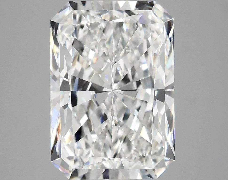 3.9 Carat Radiant Shaped Ideal Cut VS2 IGI Certified Lab Grown Diamond