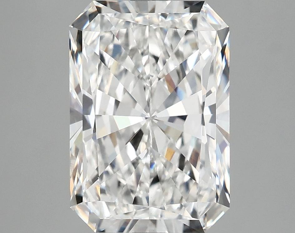 4.04 Carat Radiant Shaped Ideal Cut VVS2 IGI Certified Lab Grown Diamond