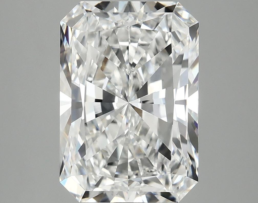 3.99 Carat Radiant Shaped Ideal Cut VVS2 IGI Certified Lab Grown Diamond