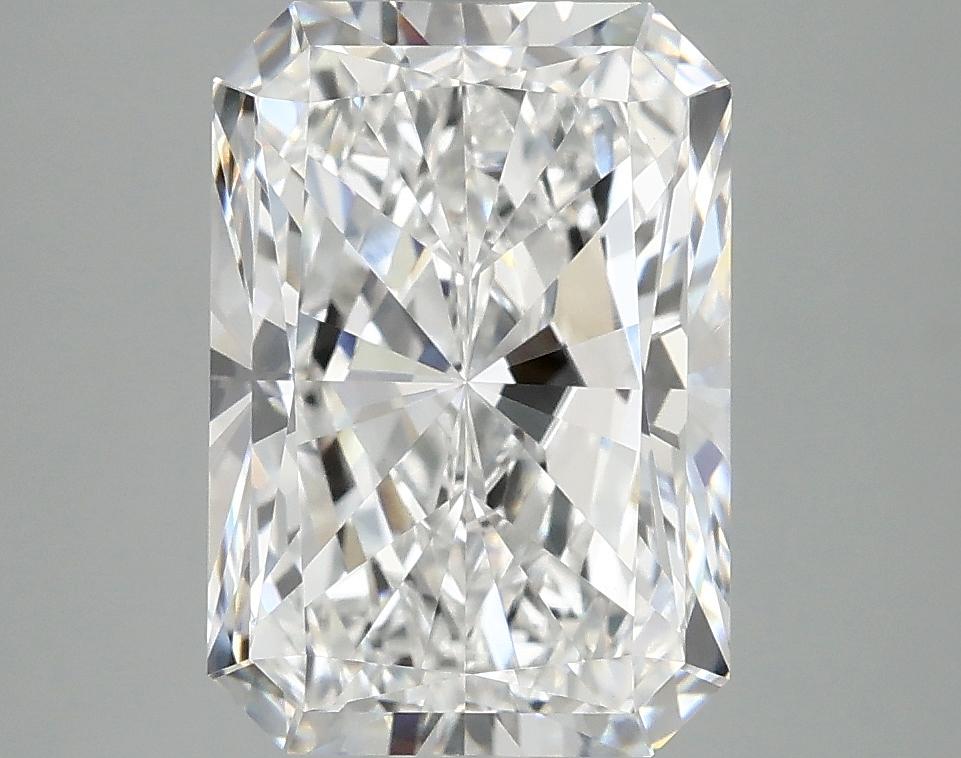 3.97 Carat Radiant Shaped Ideal Cut VVS2 IGI Certified Lab Grown Diamond