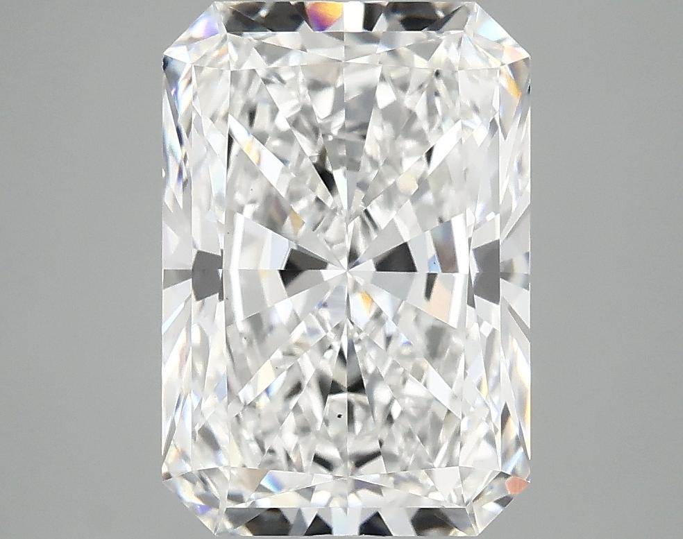 4.02 Carat Radiant Shaped Ideal Cut VS1 IGI Certified Lab Grown Diamond