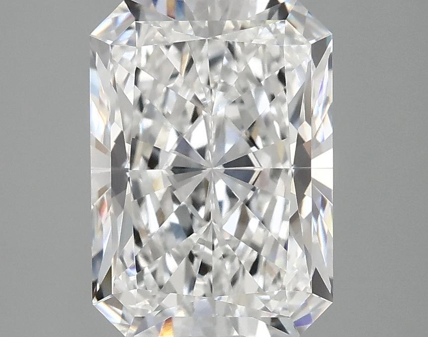 3.1 Carat Radiant Shaped Excellent Cut VVS2 IGI Certified Lab Grown Diamond