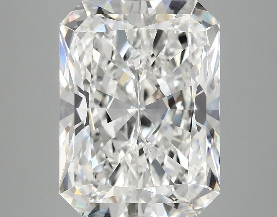 4.28 Carat Radiant Shaped Excellent Cut VVS2 IGI Certified Lab Grown Diamond