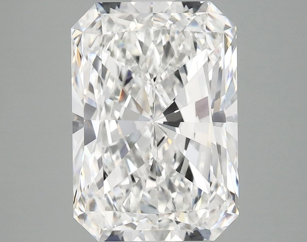 4.24 Carat Radiant Shaped Ideal Cut VVS2 IGI Certified Lab Grown Diamond