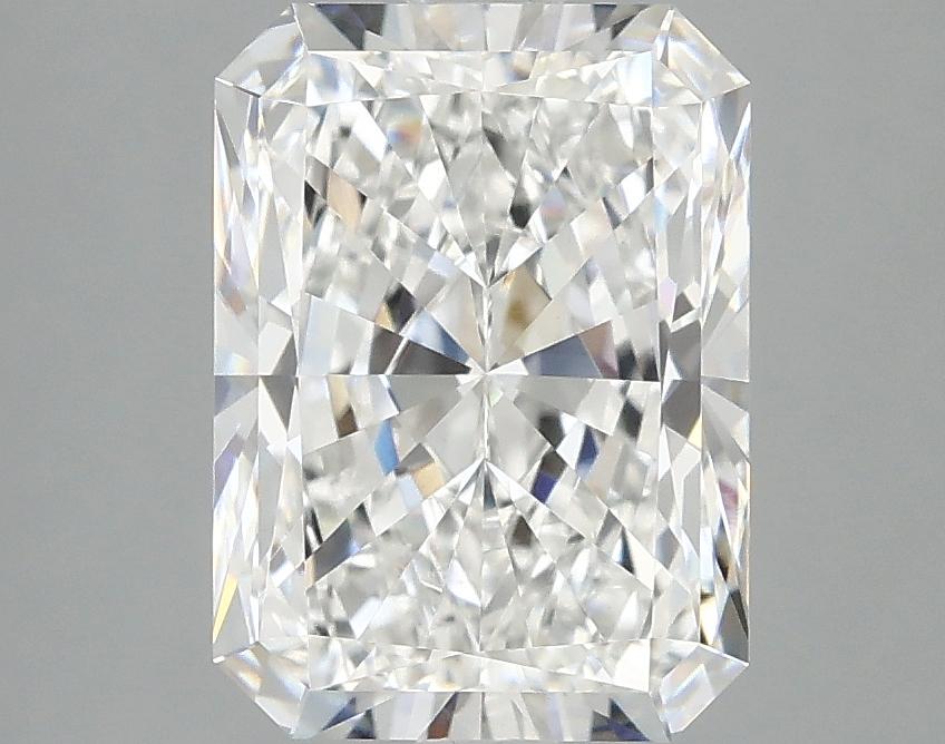 3.04 Carat Radiant Shaped Excellent Cut VVS2 IGI Certified Lab Grown Diamond