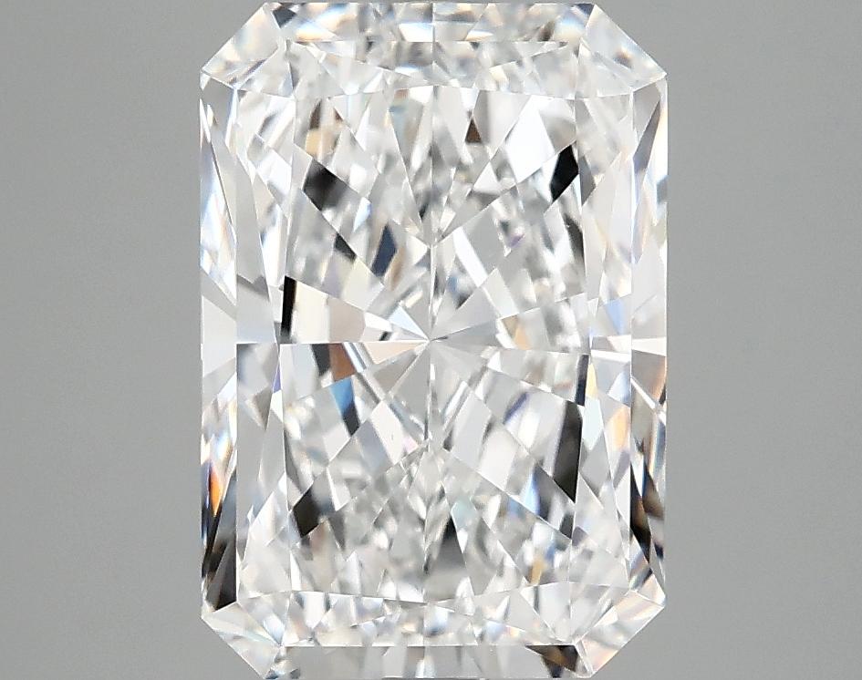 3.97 Carat Radiant Shaped Ideal Cut VVS2 IGI Certified Lab Grown Diamond