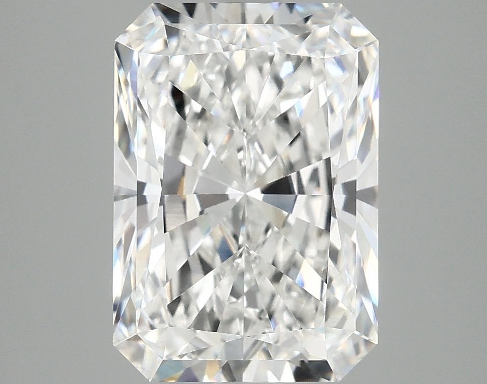4.19 Carat Radiant Shaped Ideal Cut VVS2 IGI Certified Lab Grown Diamond