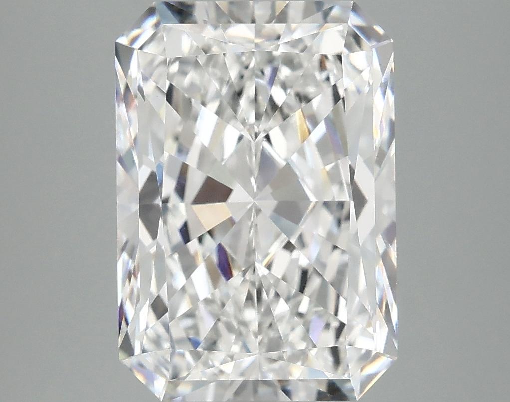4.87 Carat Radiant Shaped Ideal Cut VVS2 IGI Certified Lab Grown Diamond