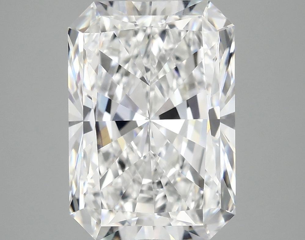4.08 Carat Radiant Shaped Ideal Cut VVS2 IGI Certified Lab Grown Diamond