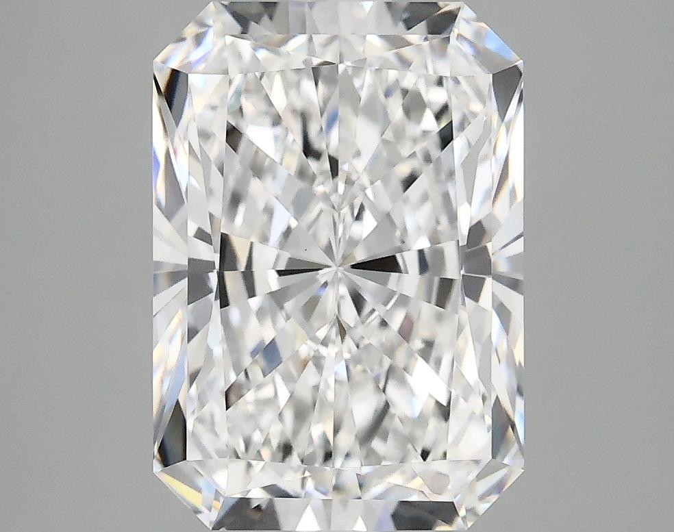 4.1 Carat Radiant Shaped Ideal Cut VVS2 IGI Certified Lab Grown Diamond