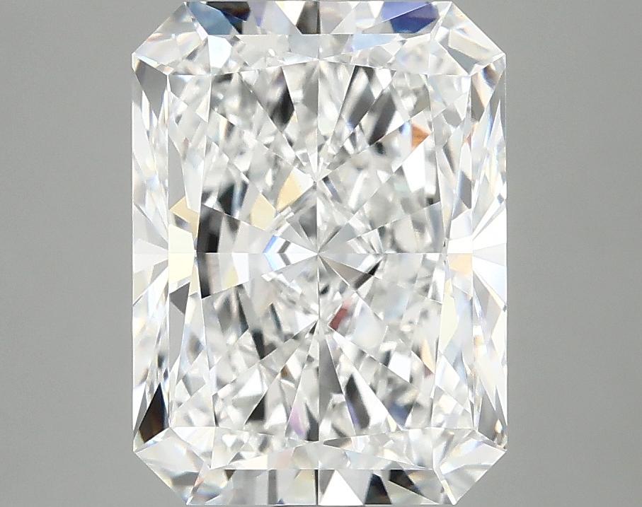 4.09 Carat Radiant Shaped Excellent Cut VVS2 IGI Certified Lab Grown Diamond