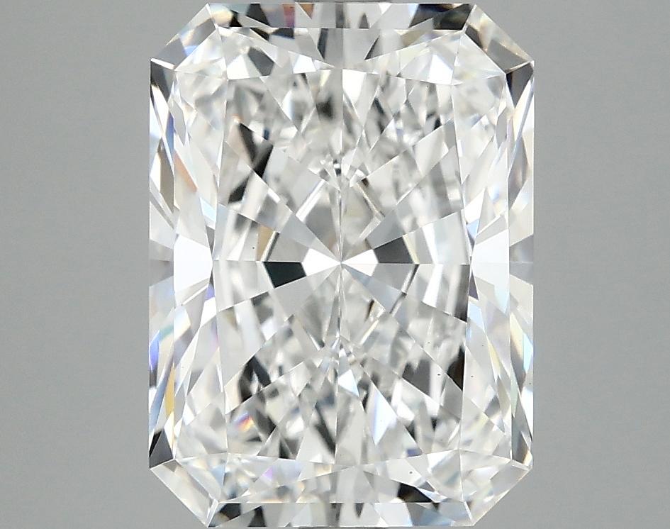 3.94 Carat Radiant Shaped Excellent Cut VS1 IGI Certified Lab Grown Diamond
