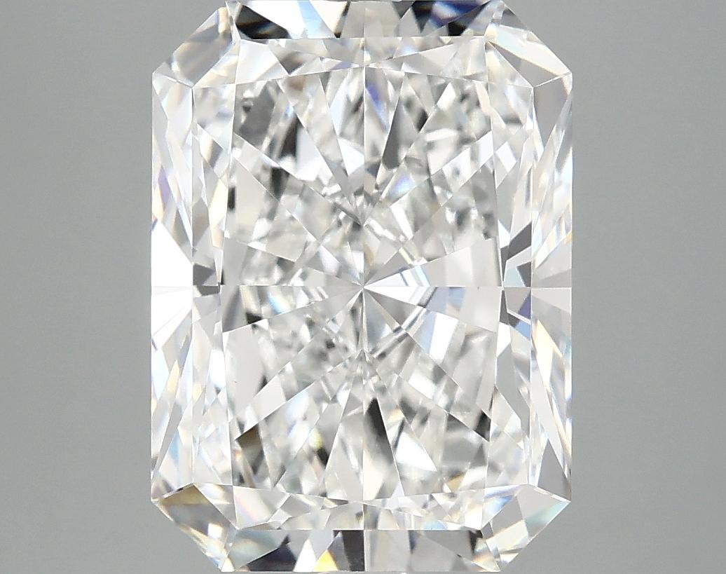 4.99 Carat Radiant Shaped Excellent Cut VVS2 IGI Certified Lab Grown Diamond