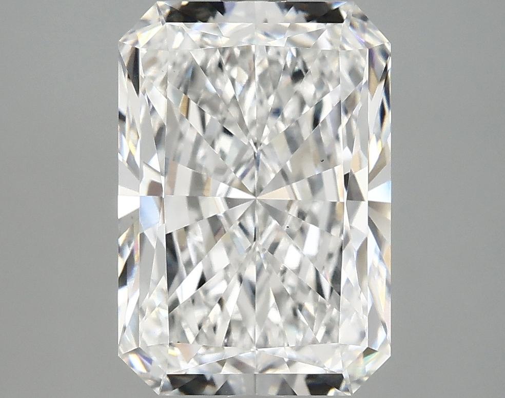 3.94 Carat Radiant Shaped Ideal Cut VS1 IGI Certified Lab Grown Diamond