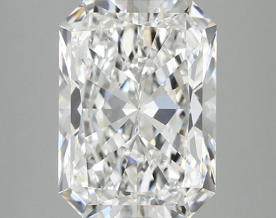 4.01 Carat Radiant Shaped Excellent Cut VVS2 IGI Certified Lab Grown Diamond