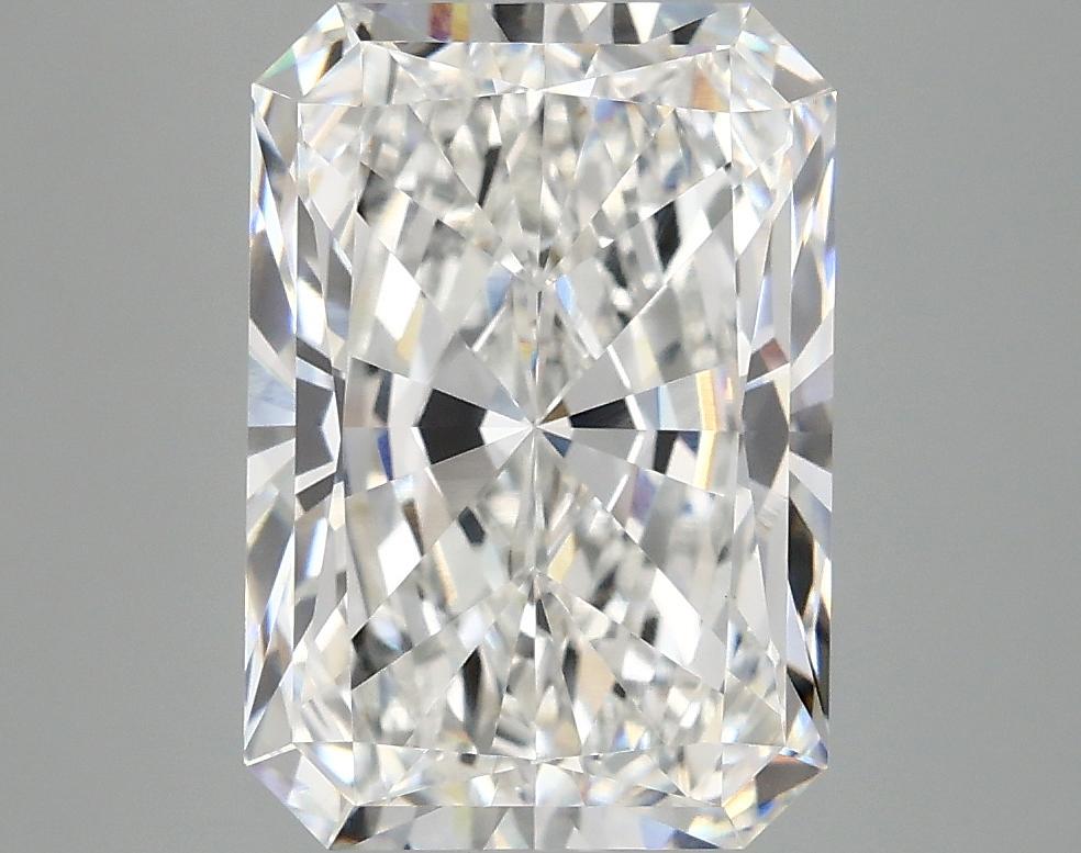 4.07 Carat Radiant Shaped Ideal Cut VVS2 IGI Certified Lab Grown Diamond