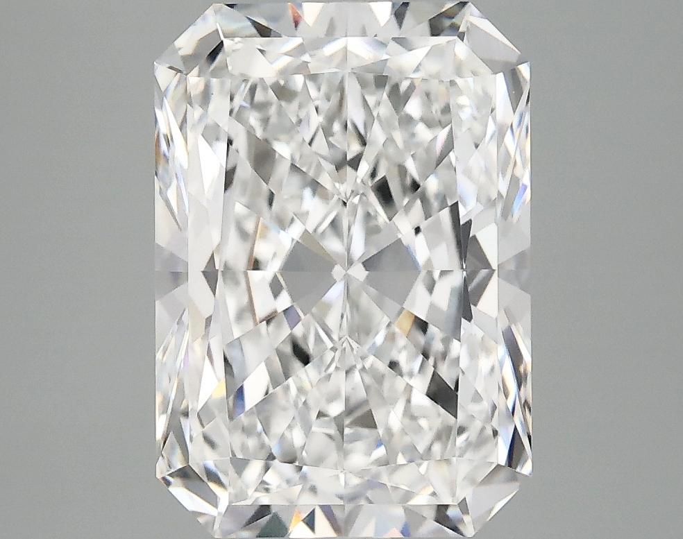 3.97 Carat Radiant Shaped Ideal Cut VVS2 IGI Certified Lab Grown Diamond