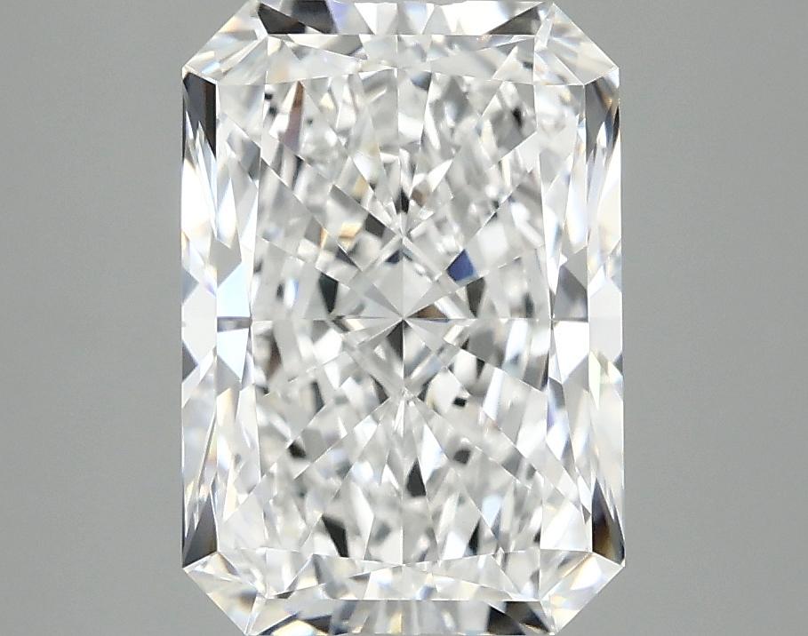 3.08 Carat Radiant Shaped Ideal Cut VVS2 IGI Certified Lab Grown Diamond