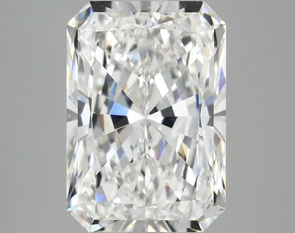 3.97 Carat Radiant Shaped Ideal Cut VVS2 IGI Certified Lab Grown Diamond