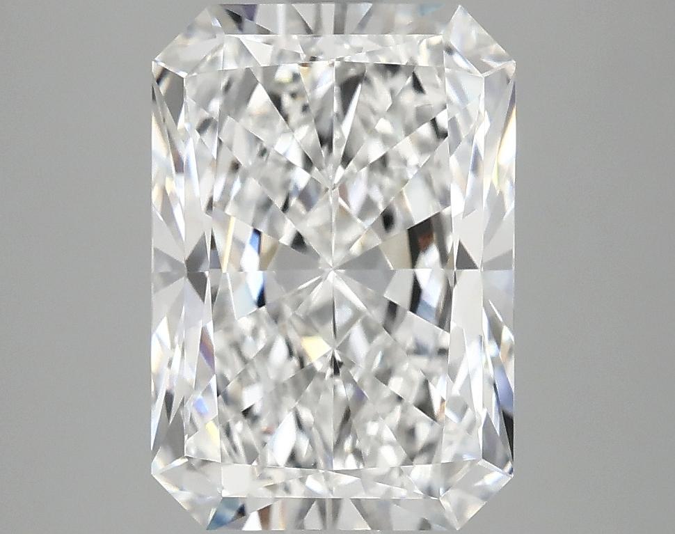 3.93 Carat Radiant Shaped Ideal Cut VVS2 IGI Certified Lab Grown Diamond
