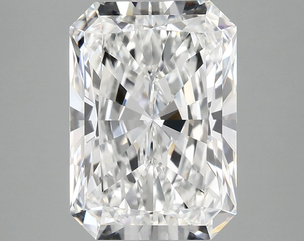 3.96 Carat Radiant Shaped Ideal Cut VVS2 IGI Certified Lab Grown Diamond