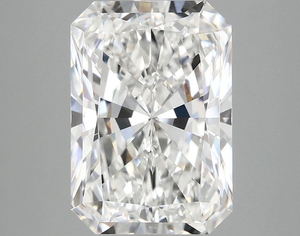 4.1 Carat Radiant Shaped Ideal Cut VVS2 IGI Certified Lab Grown Diamond