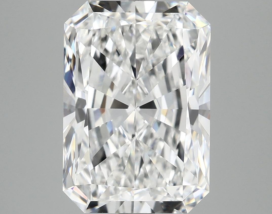 4.04 Carat Radiant Shaped Ideal Cut VVS2 IGI Certified Lab Grown Diamond