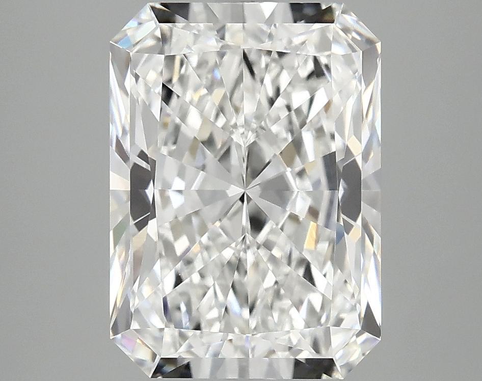 3.87 Carat Radiant Shaped Excellent Cut VS1 IGI Certified Lab Grown Diamond