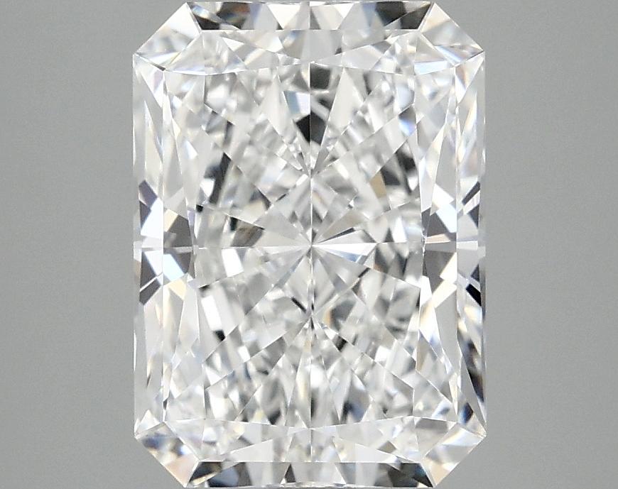 3.09 Carat Radiant Shaped Excellent Cut VVS2 IGI Certified Lab Grown Diamond