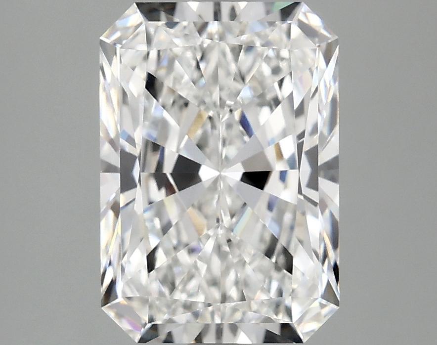 3.08 Carat Radiant Shaped Ideal Cut VVS2 IGI Certified Lab Grown Diamond